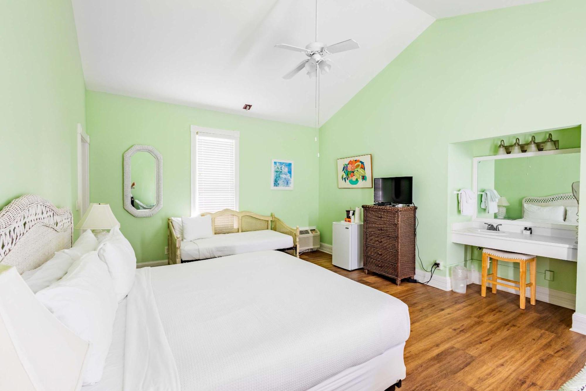 Hotel Deluxe King - Curry Mansion With Pool! Key West Esterno foto